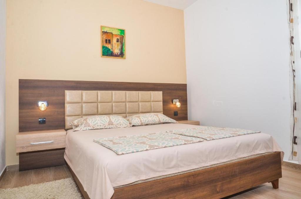 S&M Apartments 乌尔齐尼 外观 照片